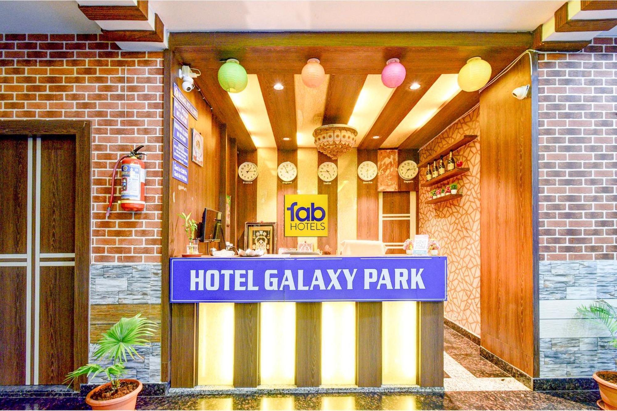 Fabhotel Galaxy Parkfabhotel Galaxy Park, Nr To Rajiv Gandhi International Airport-Hyderabad Shamshabad Exterior photo